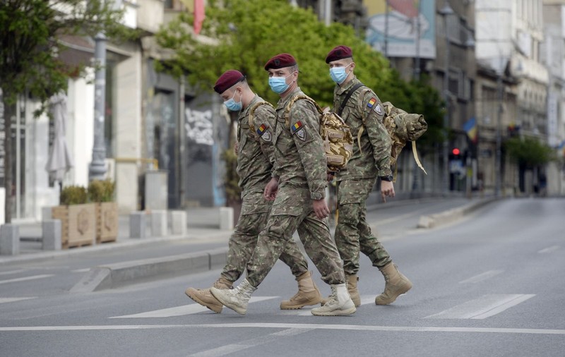 Bărbații români între 18 și 60 de ani, în rezerva generală în caz de război. Proiectul de lege inițiat de Guvern e în curs de avizare