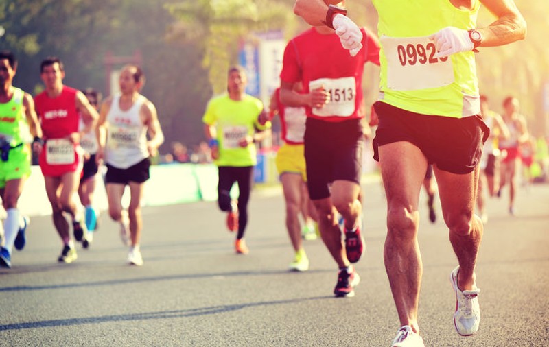 Maratonul de la Nagoya se va desfășuara în semi-virtual. Alergători ghidați de smartphone-uri