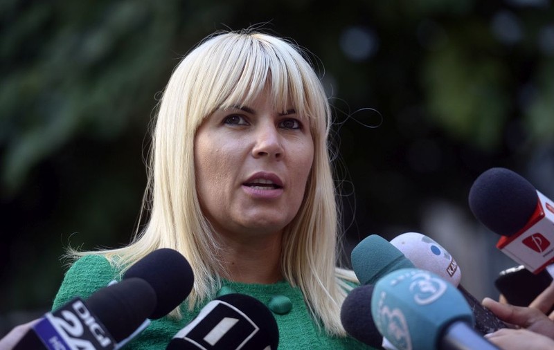Elena Udrea, dezvăluiri din închisoare: "Noroc că Alina e foarte slabă". Ce spune despre discuțiile cu FBI-ul și de câte ori și-a văzut fetița
