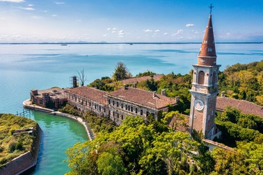 Insula Poveglia, Italia