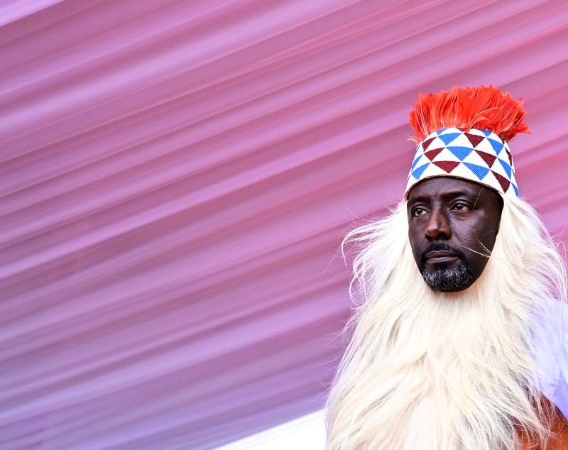 Fostul prezentator TV Edward Rukidi Kijanangoma a devenit regele Edward Rukidi Nyabongo