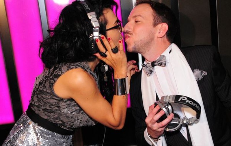 DJ Wanda, în tandrețuri cu un designer celebru. Uite ce a făcut pentru el! | FOTO