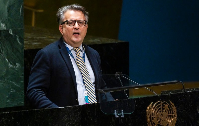 Mesajul unui soldat rus mort, citit la ONU: „Ni s-a spus că ne vor aștepta cu bucurie, dar se aruncă sub roțile tancurilor, ca să nu ne lase să trecem”