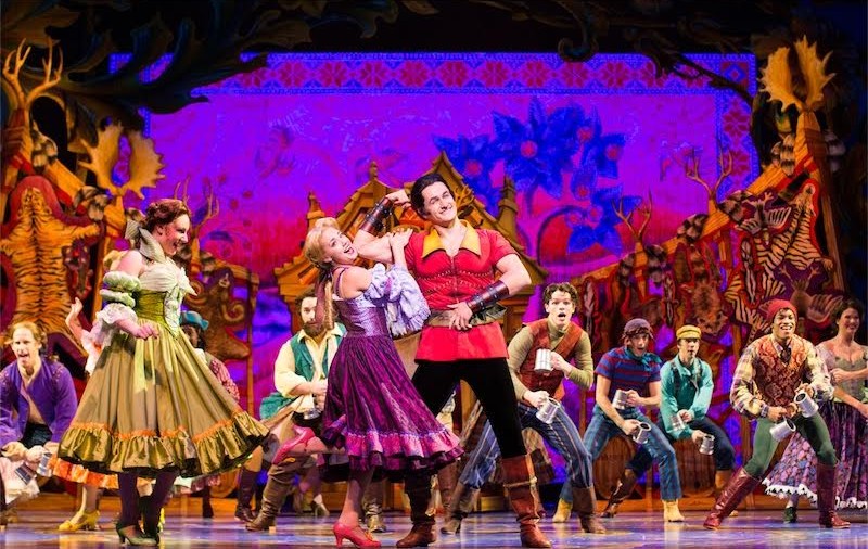 EXCLUSIV! Musicalul ”Beauty and the Beast” vine la București cu 20 de autotrenuri, un castel gigant ”la pachet” și un  show de 750.000 euro