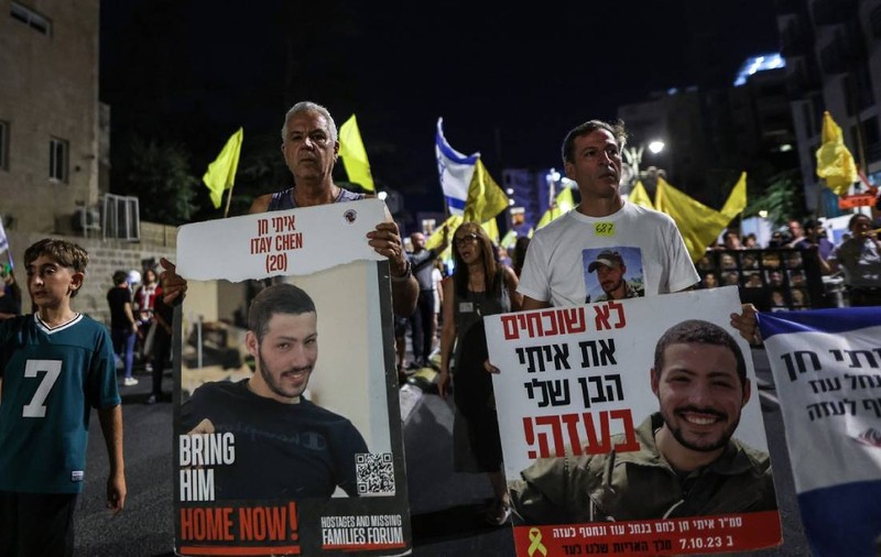 Hamas publică un videoclip cu ostaticii din orașul Gaza, în timp ce armata israeliană avansează