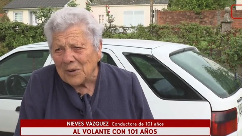Nieves, 101 ani: Povestea șoferiței din Galicia care refuză să renunțe la mașină Sursa foto: Captură video Facebook/ Noticias Cuatro