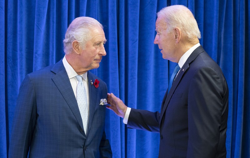Val de reacții după diagnosticul regelui Charles al III-lea. Joe Biden se declară îngrijorat: „Sper că voi vorbi cu el în curând”