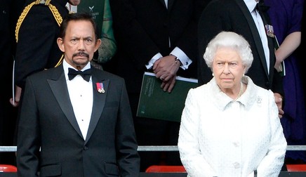 Hassanal Bolkiah și Regina Elisabeta a II-a, iunie, 2015, Londra Foto: Hepta