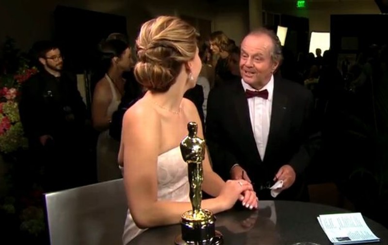 Jack Nicholson a încercat să o agațe pe Jennifer Lawrence după Oscaruri, chiar în fața camerelor de luat vederi - VIDEO 
