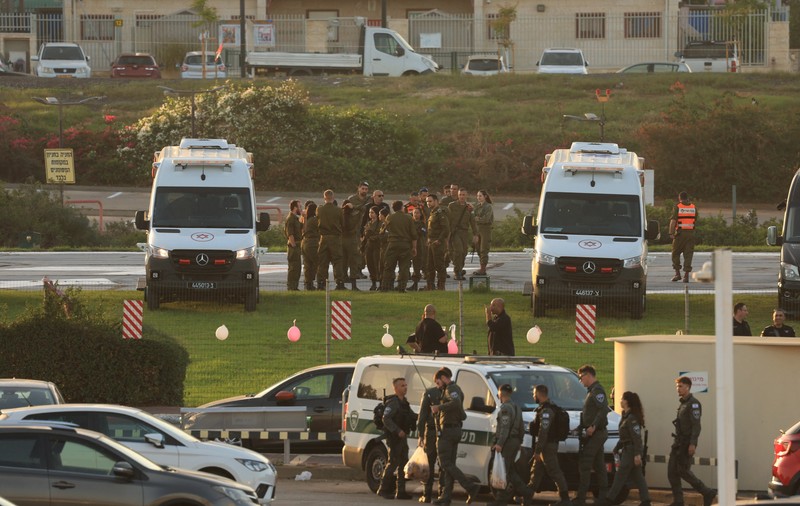 Hamas a eliberat 24 de ostatici în prima zi a armistițiului. Biden admite că a făcut presiuni asupra lui Netanyahu pentru a reduce numărul victimelor din Gaza