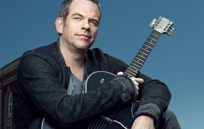 Concert Garou la București.  A părăsit „Vocea Franței” pentru a ajunge în România