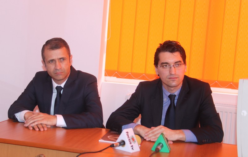 UPDATE: Burleanu se disociază, Justin Ștefan reacționează! Limbajul suburban și amenințările lui Bodescu, mâna dreaptă a lui Burleanu: ”Te-ai băgat cu c... în p... aiurea!”