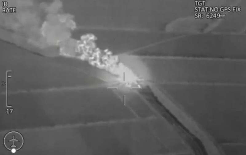 Tren rusesc cu 40 de vagoane-cisternă, distrus de ucraineni într-un atac combinat cu drone și rachete HIMARS | VIDEO