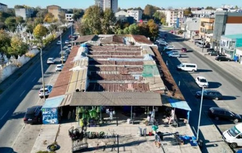 Cel mai vechi bazar din Constanța va fi demolat. Data la care „rușii” trebuie să părăsească zona