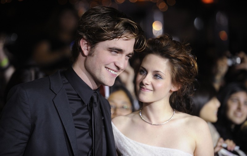 Robert Pattinson şi Kristen Stewart vin în România?