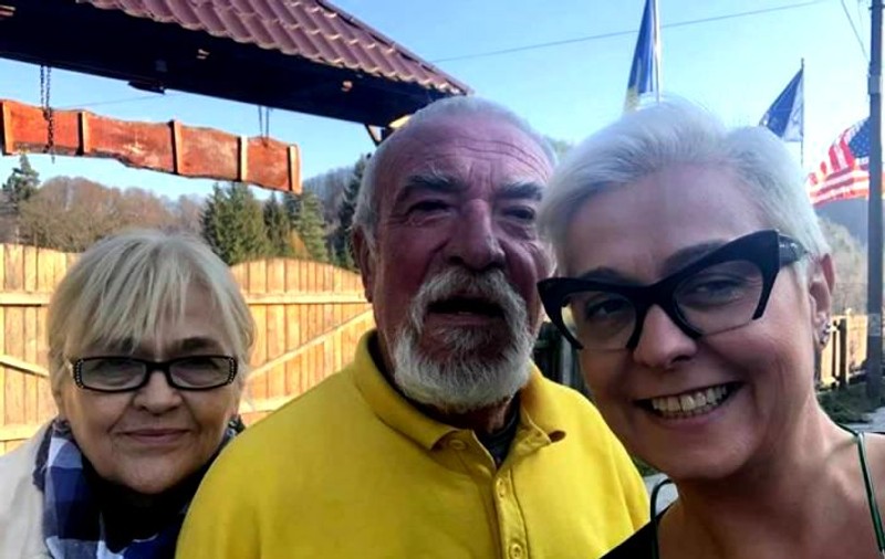 Monica Anghel s-a izolat între munți, la pensiunea familiei. „Nu ne întâlnim cu nimeni, dar avem activități”