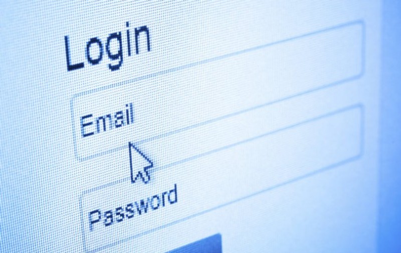 Apple, Google şi Microsoft vor trece la un sistem de logare fără parolă, în 2023