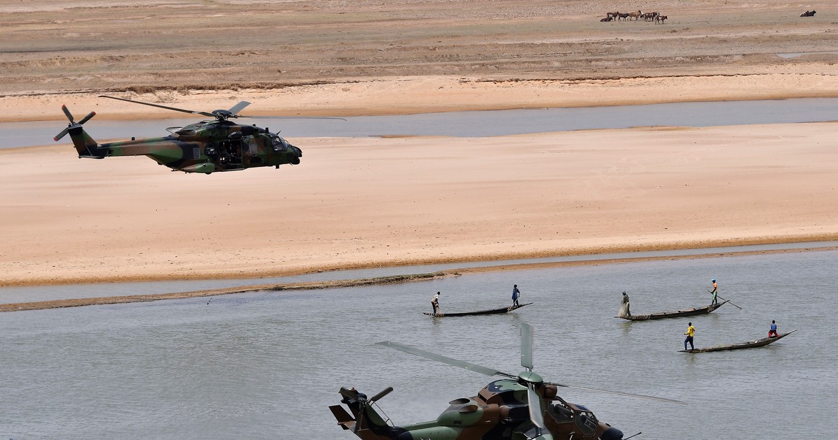13 militari francezi au murit în Mali