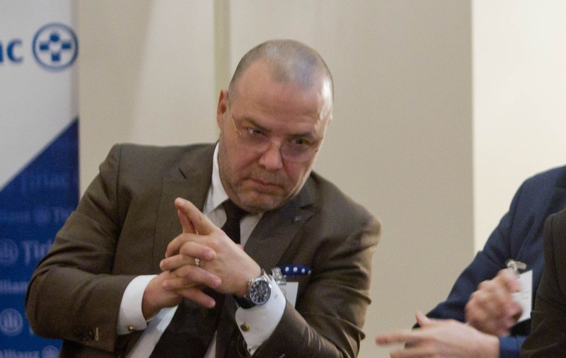 Bancherii, despre transformarea ”taxei pe lăcomie” în ”stimulent de hărnicie”: Calcularea ROBOR este un punct nevralgic
