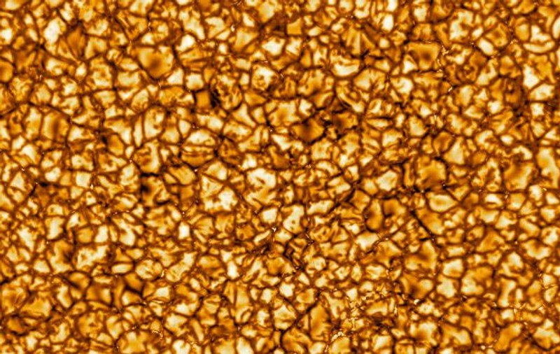 Cel mai mare telescop solar, Inouye, arată prima imagine detaliată a soarelui