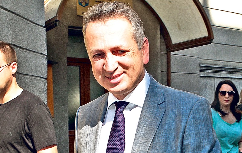 Relu Fenechiu a făcut bani la început de an, dar a ajuns la puşcărie!