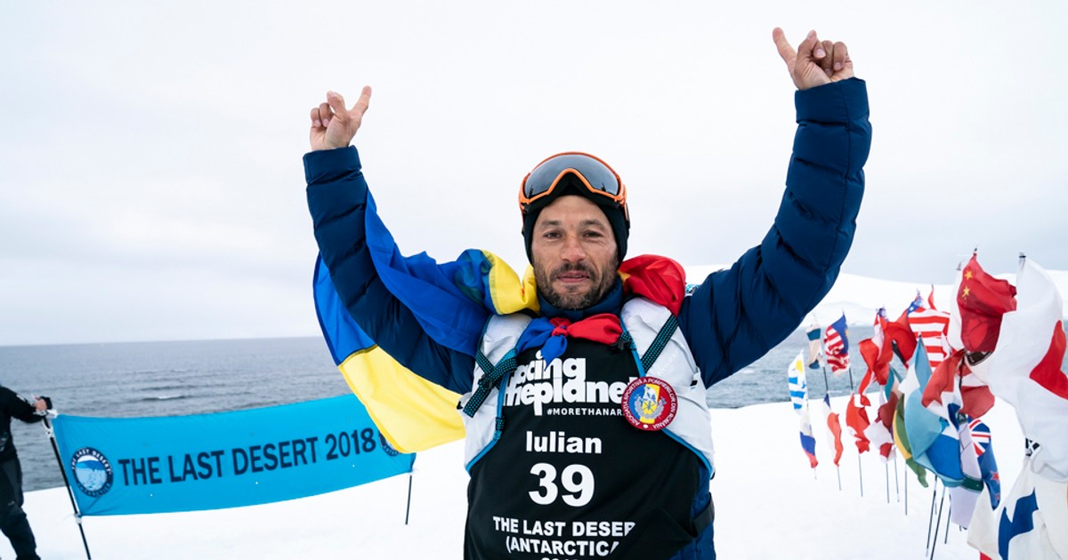 Pompierul Iulian Rotaru a alergat în cel mai dur marator din lume, The Last Desert, din Antarctica, și a terminat pe locul 2