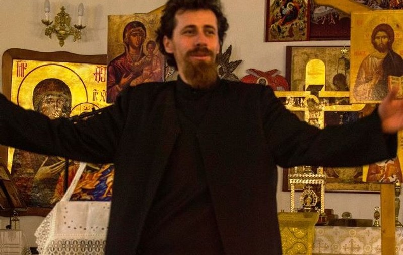 Mesajul unui preot din Cluj pentru cei care merg la UNTOLD: „Să nu umblăm în desfrânări şi în fapte de ruşine”