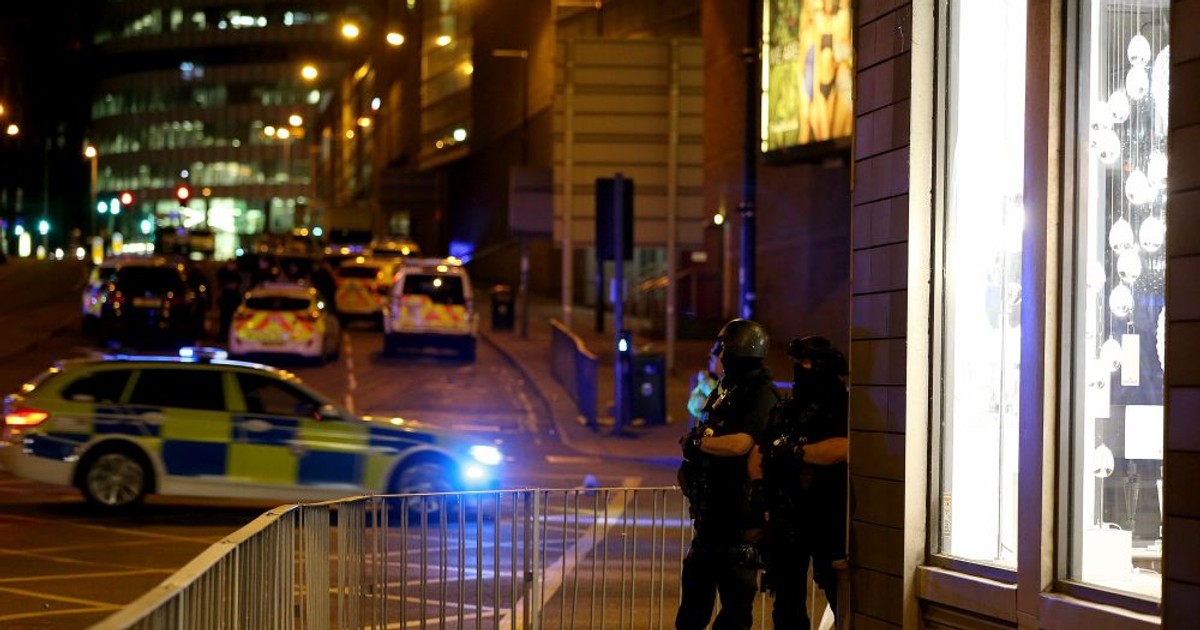 Explozii pe Manchester Arena, după un concert Ariana Grande