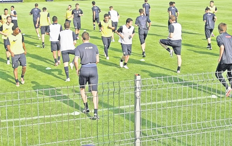 Adio, viață de noapte! Din Drumul Taberei, cartier plin cu terase de fiţe, Steaua a ajuns să se antreneze pe câmpul de la Mogoşoaia