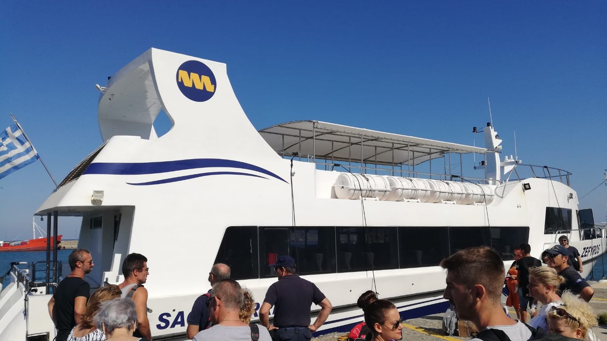 Turiștii blocați pe insula Samothraki din Grecia ar putea fi evacuați