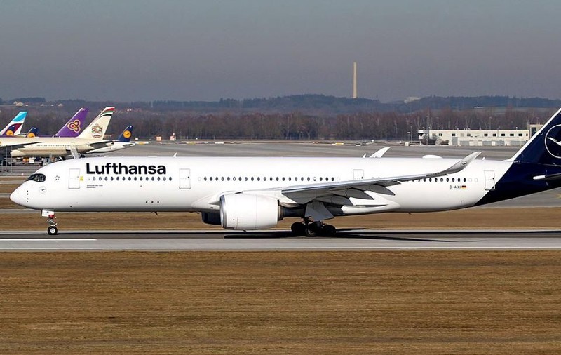 Avion Lufthansa, pe ruta Frankfurt-Teheran, întors din drum. Compania renunțase anterior la zborurile spre Iran
