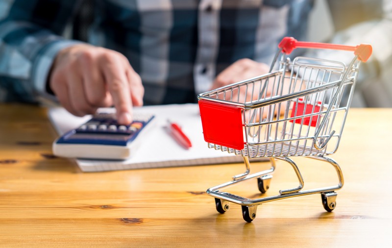 Inflația a ajuns la 8,2% în luna decembrie, cel mai mare nivel din ultimii 10 ani. Gazele s-au scumpit cu 51%, curentul cu 14%