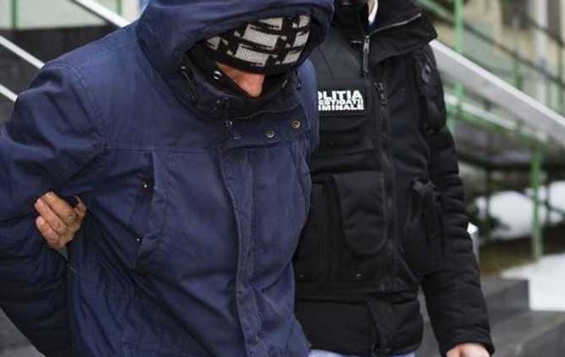 UPDATE / Bărbatul care a bătut o barmaniță din Timișoara a fost arestat pentru 30 de zile