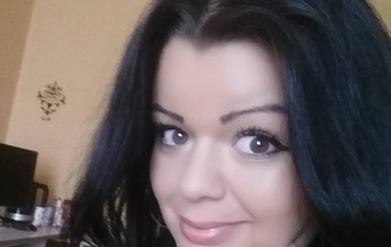 S-a sinucis pe un teren de joacă din Constanța. Tânăra ar fi o avut o decepție în dragoste