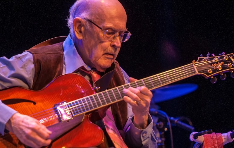 LUMEA MUZICII ESTE ÎN DOLIU. O LEGENDĂ a JAZZ-ului A MURIT!