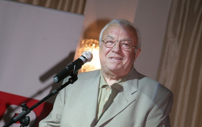 Alexandru Arşinel: ”Nimeni n-a murit din cât vorbeşte Piersic!”