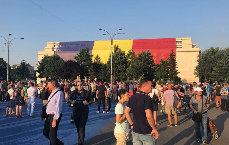 Federația Românilor de Pretutindeni: ”Nu am primit autorizația. Știu că mitingul de pe 10 se va ține, dar nu cu noi organizatori”. Viceprimar: „Nu comentez!”