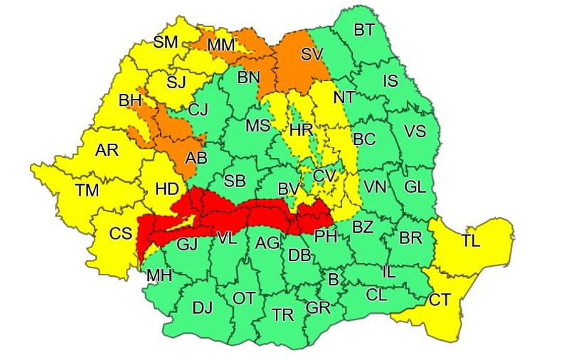Cod roșu de viscol în Carpații Meridionali. Și alte zone din țară sunt vizate de alerte meteo