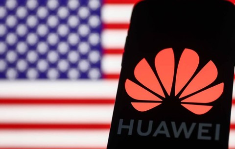 Huawei este din nou acuzată de procurorii din SUA de furt de secrete comerciale.