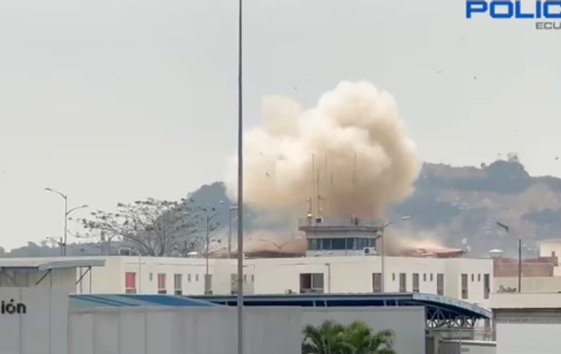 O dronă a explodat pe acoperișul unei închisori de maximă securitate din Ecuador: „Mafiile vor să creeze haos”
