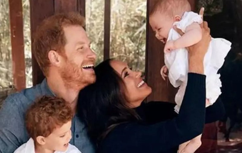 Noua fotografie cu fiica prințului Harry și a lui Meghan Markle. Lilibet Diana a împlinit un an