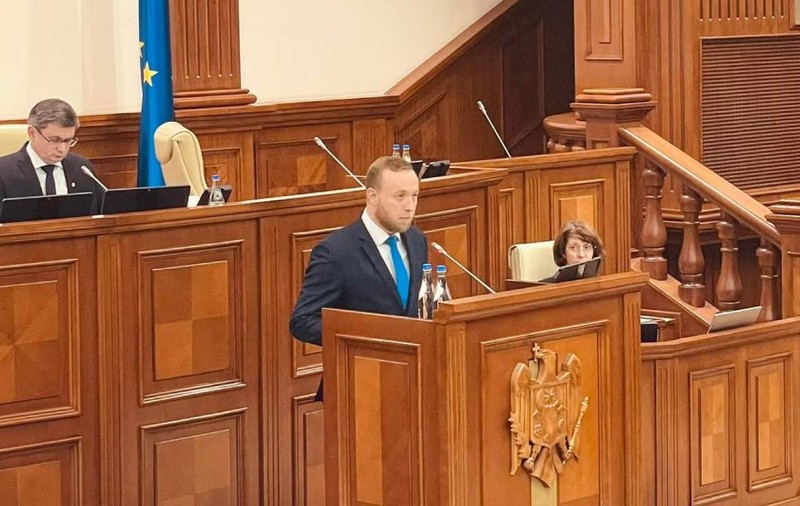 Șeful Serviciului de Informații din Moldova spune că Rusia va încerca să obţină controlul asupra Parlamentului de la Chişinău