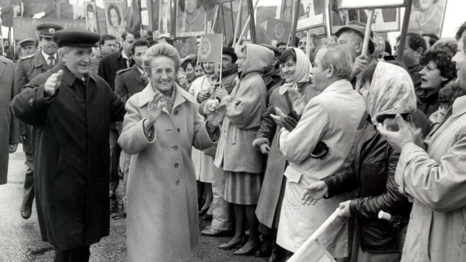 Nicolae și Elena Ceaușescu, la manifestările de 1 Mai din comunism