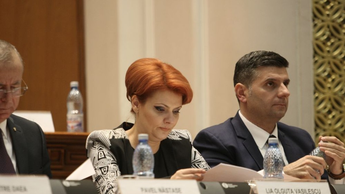Legea salarizării unitare se modifică din nou în Parlament