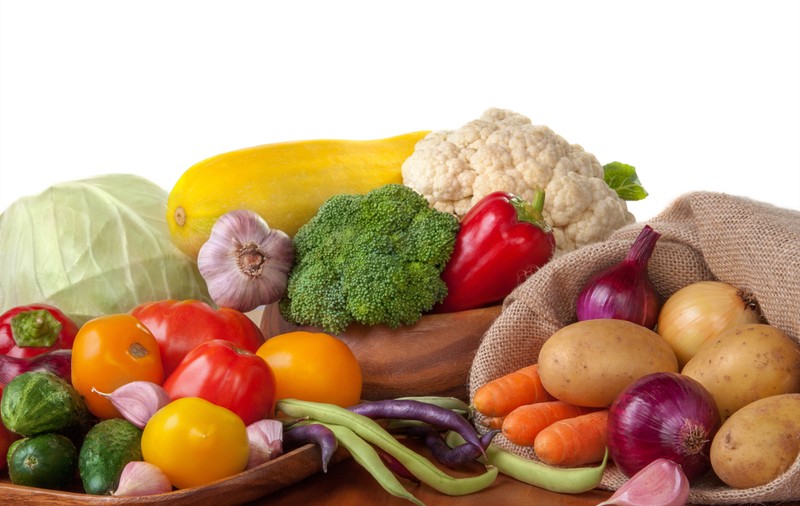 Medicul nutriționist Mihaela Bilic: 10 fructe și legume pe care nu merită să le cumpărăm Bio
