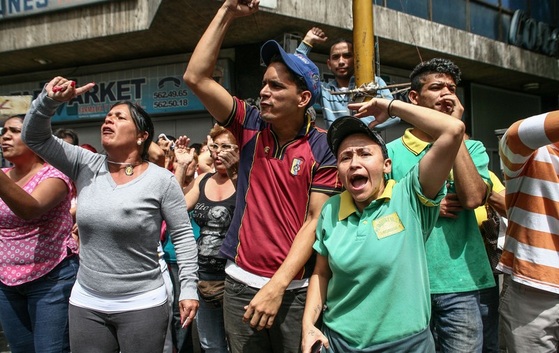 Venezuela - țara în care trei alimente de bază costă cât salariul pe o lună