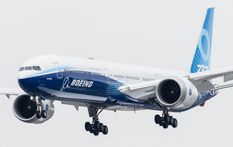 Perioadă dificilă pentru Boeing. Compania concediază 17.000 de angajați și întârzie livrarea primei aeronave 777X 