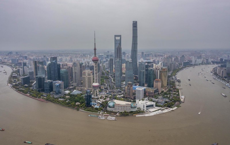 Orașul Shanghai extinde carantina pentru cei 26 de milioane de locuitori și lansează un exercițiu de „eliminare dinamică” a bolii