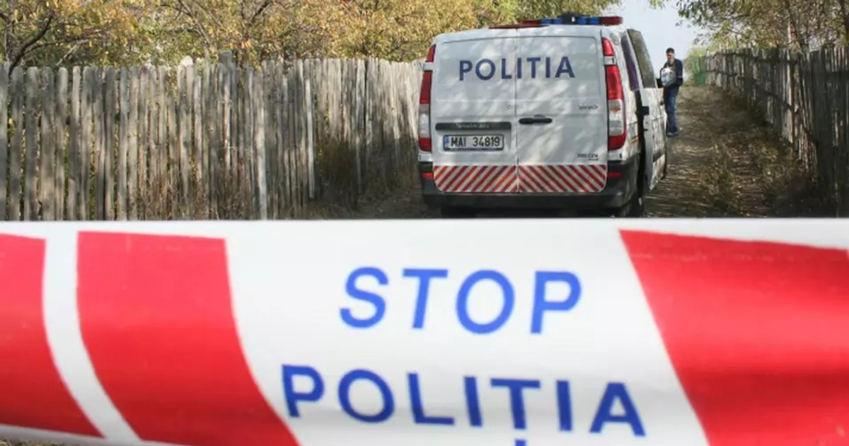 VIDEO Un bebeluș a fost abandonat pe un câmp, la marginea unui sat din Sibiu. Mama, găsită de autorități, nu și-a recunoscut, inițial, copilul