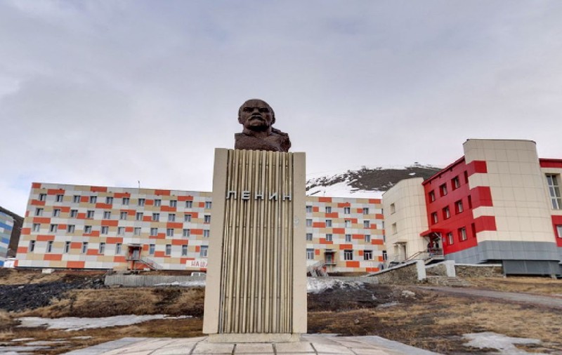 Locul din NATO unde Vladimir Lenin este încă la putere: „Sunt disperată să plec”
